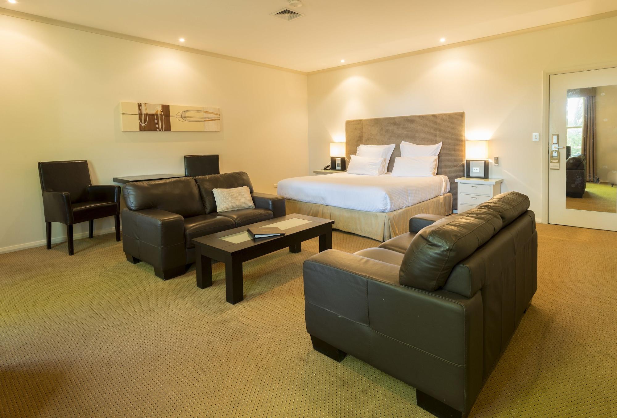 Beau Monde International Hotel Doncaster East Buitenkant foto