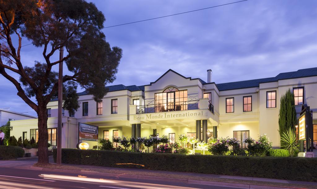 Beau Monde International Hotel Doncaster East Buitenkant foto