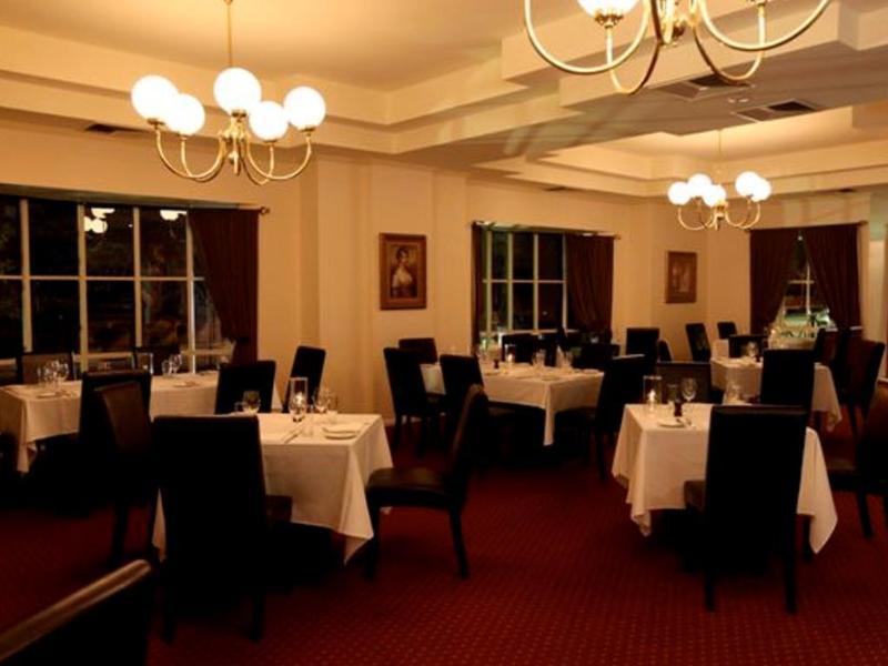 Beau Monde International Hotel Doncaster East Buitenkant foto